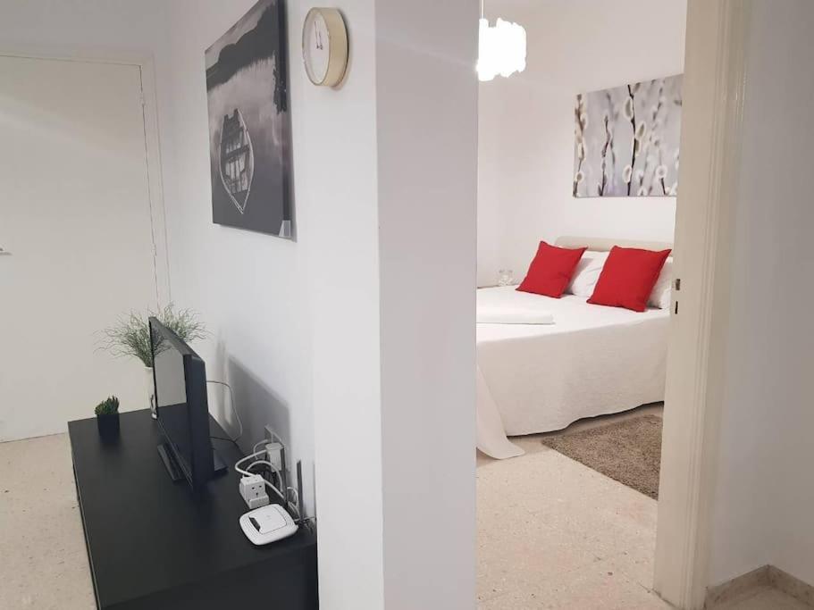 Dalia 9 Apartment Пафос Екстериор снимка